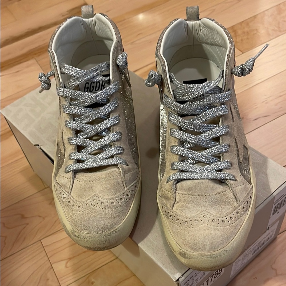 EUC- Golden Goose Mid Star Classic 38